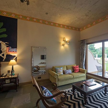 Tree Of Life Resort & Spa Варанаси Экстерьер фото