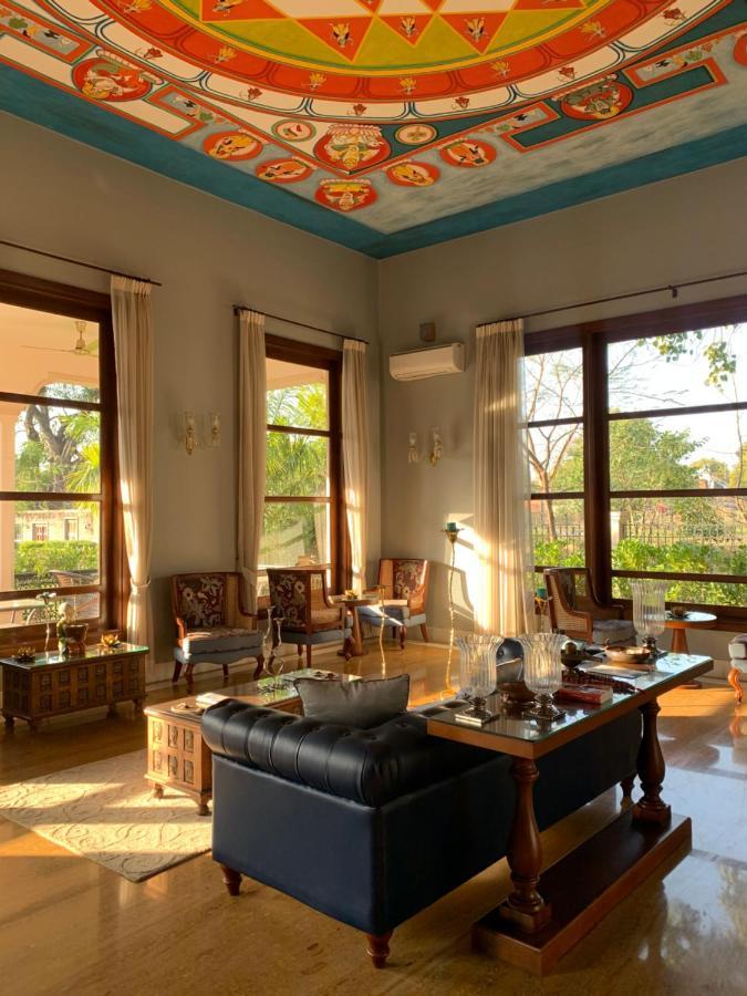 Tree Of Life Resort & Spa Варанаси Экстерьер фото